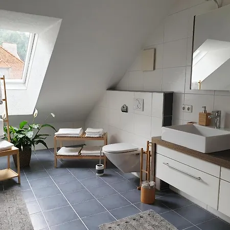 شقة Dachgeschoss-apartment In - 140m² لاندك