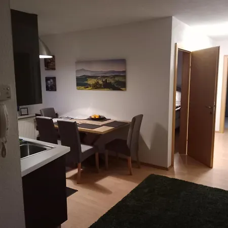 Dachgeschoss-apartment In - 140m²