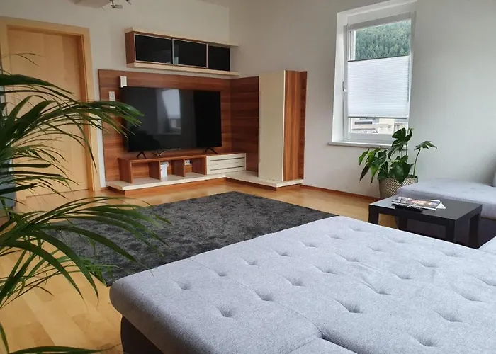 アパート Dachgeschoss-apartment In - 140m²