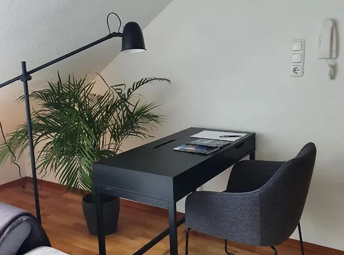 شقة Dachgeschoss-apartment In - 140m² *