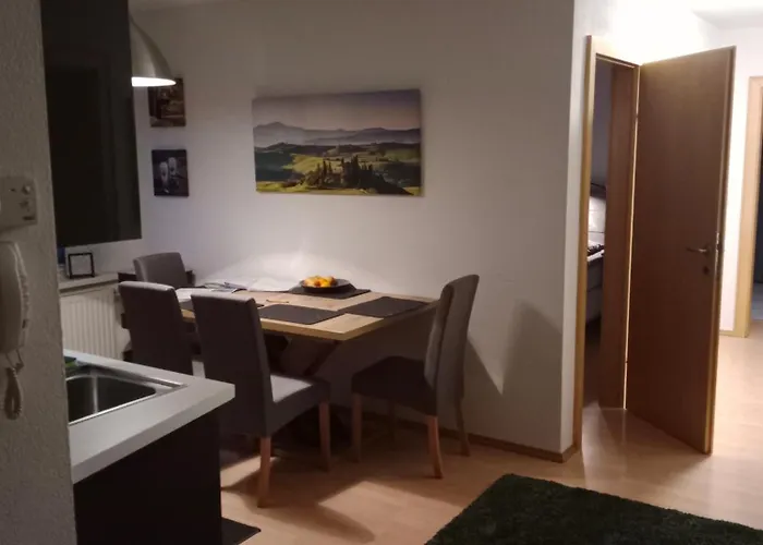 Dachgeschoss-apartment In - 140m²