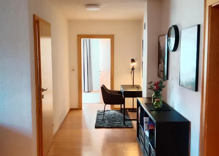 Dachgeschoss-apartment In - 140m² شقة